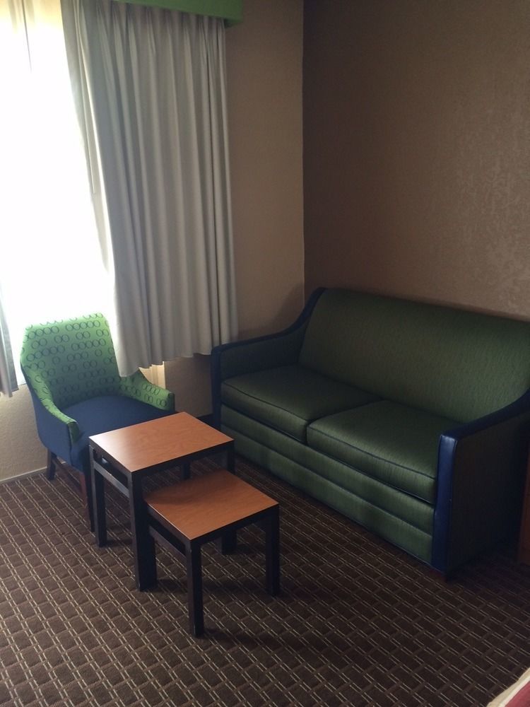 Diamond Inn & Suites Ричмънд Екстериор снимка