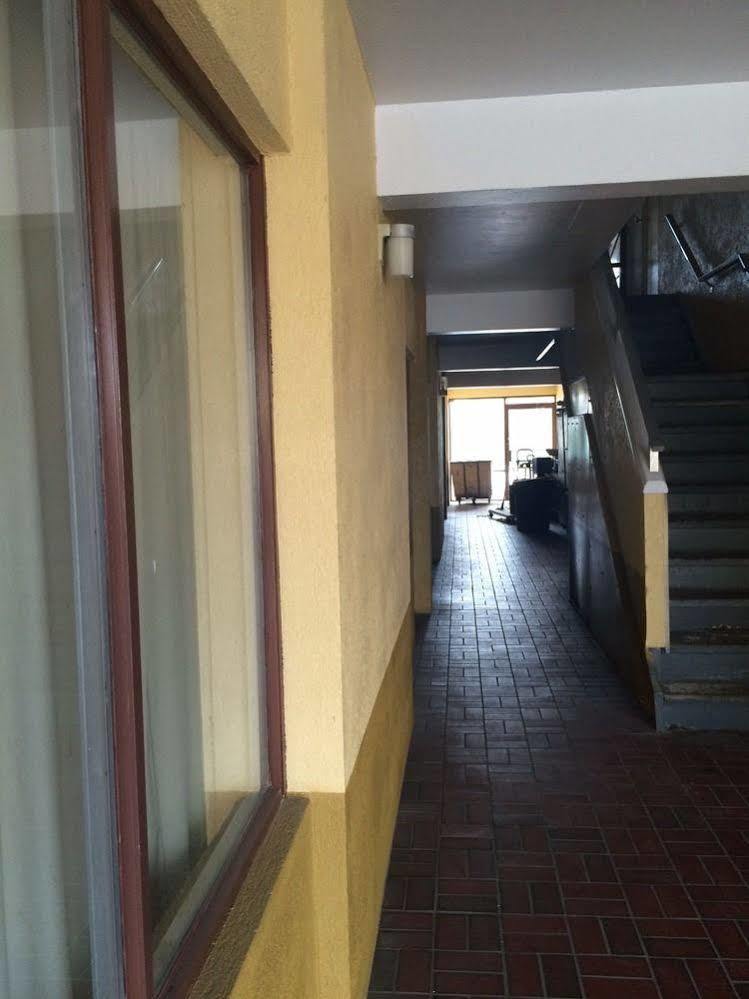 Diamond Inn & Suites Ричмънд Екстериор снимка
